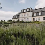Üdülőközpont Thereset Schloss