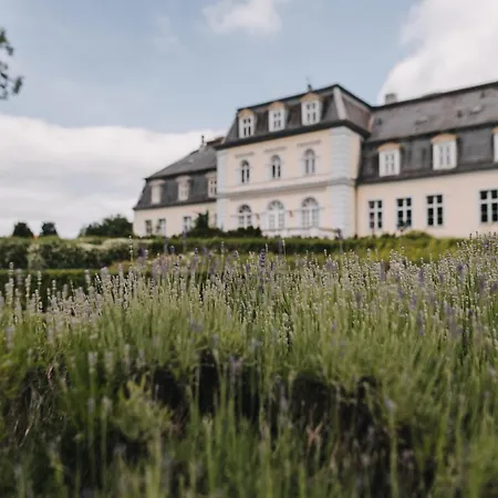 Resort Thereset Schloss