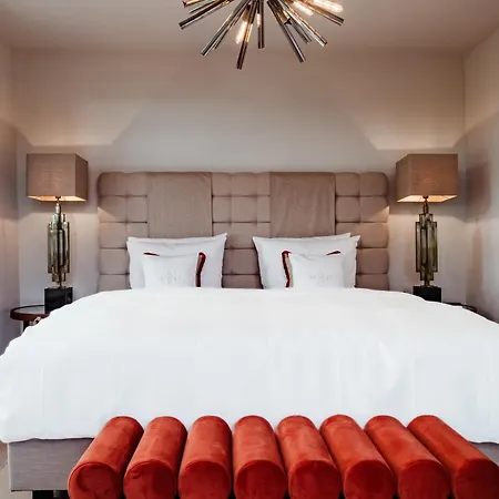 Thereset Schloss Resort *