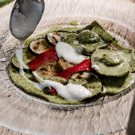 Thereset Schloss Station touristique