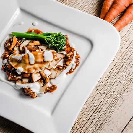 Thereset Schloss Station touristique *