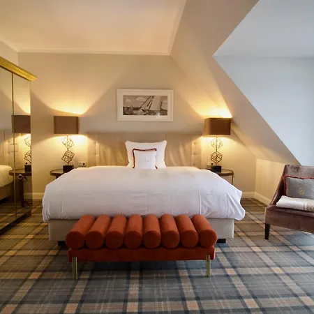 Thereset Schloss * Groß Plasten