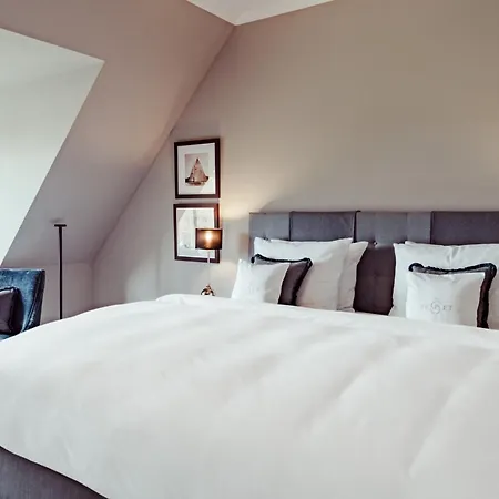 Resort Thereset Schloss *